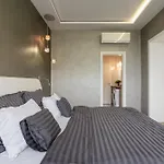 Basilika Breathless View One Bedroom Elegant With Balcony Free Parking Upon Reservation * Βουδαπέστη