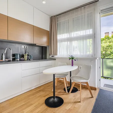 Apartment Basilika Breathless View One Bedroom Elegant With Balcony Free Parking Upon Reservation Budapest