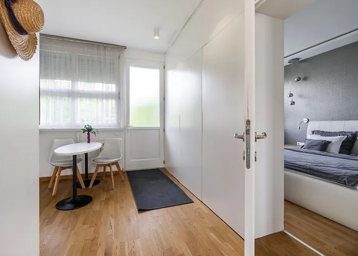 Basilika Breathless View One Bedroom Elegant With Balcony Free Parking Upon Reservation *